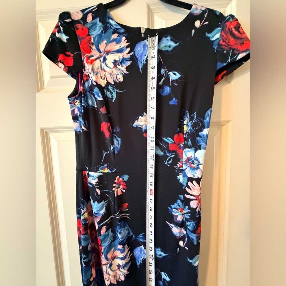 Betsey Johnson Floral Dress - Picture 6 of 10